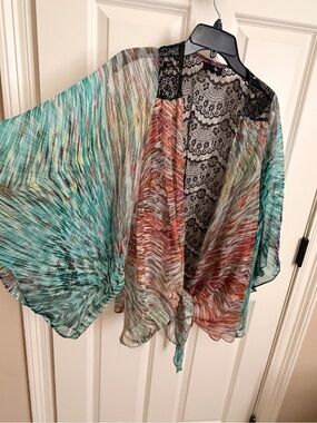 Ryu Multicolor Tie-Front Lace-Trim Kimono Shrug